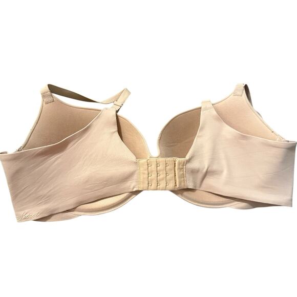 Victoria's Secret Cream Bra - Picture 3 of 7